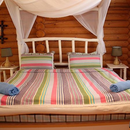 Boutigue Hotel Nebesa Chimgan المظهر الخارجي الصورة